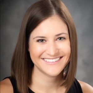 Meet your Posher, Elizabeth